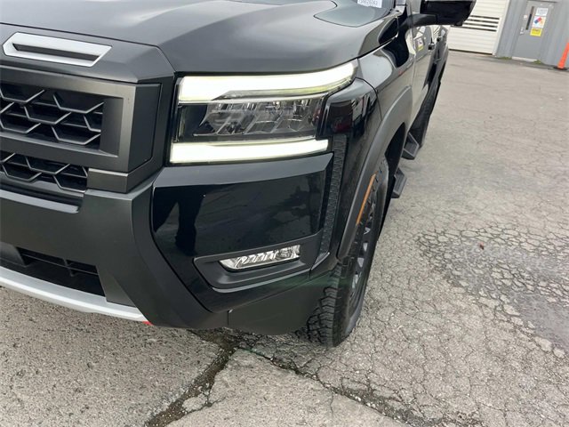 Used 2025 Nissan Frontier Pro-X w/ Pro Convenience Package image 9