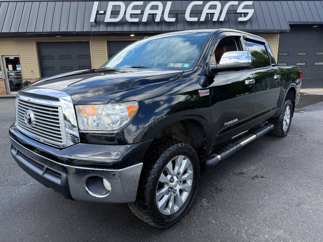 Used 2012 Toyota Tundra Limited w/ Platinum Pkg