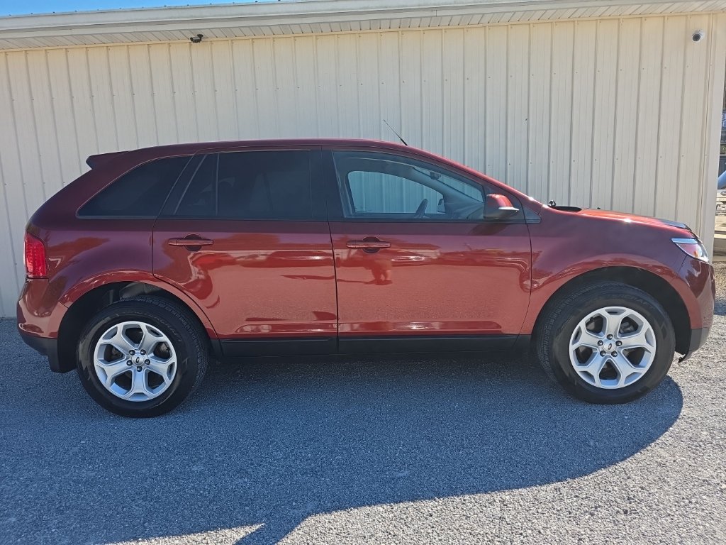 Used 2014 Ford Edge SEL w/ Equipment Group 205A AWD/4WD image 3