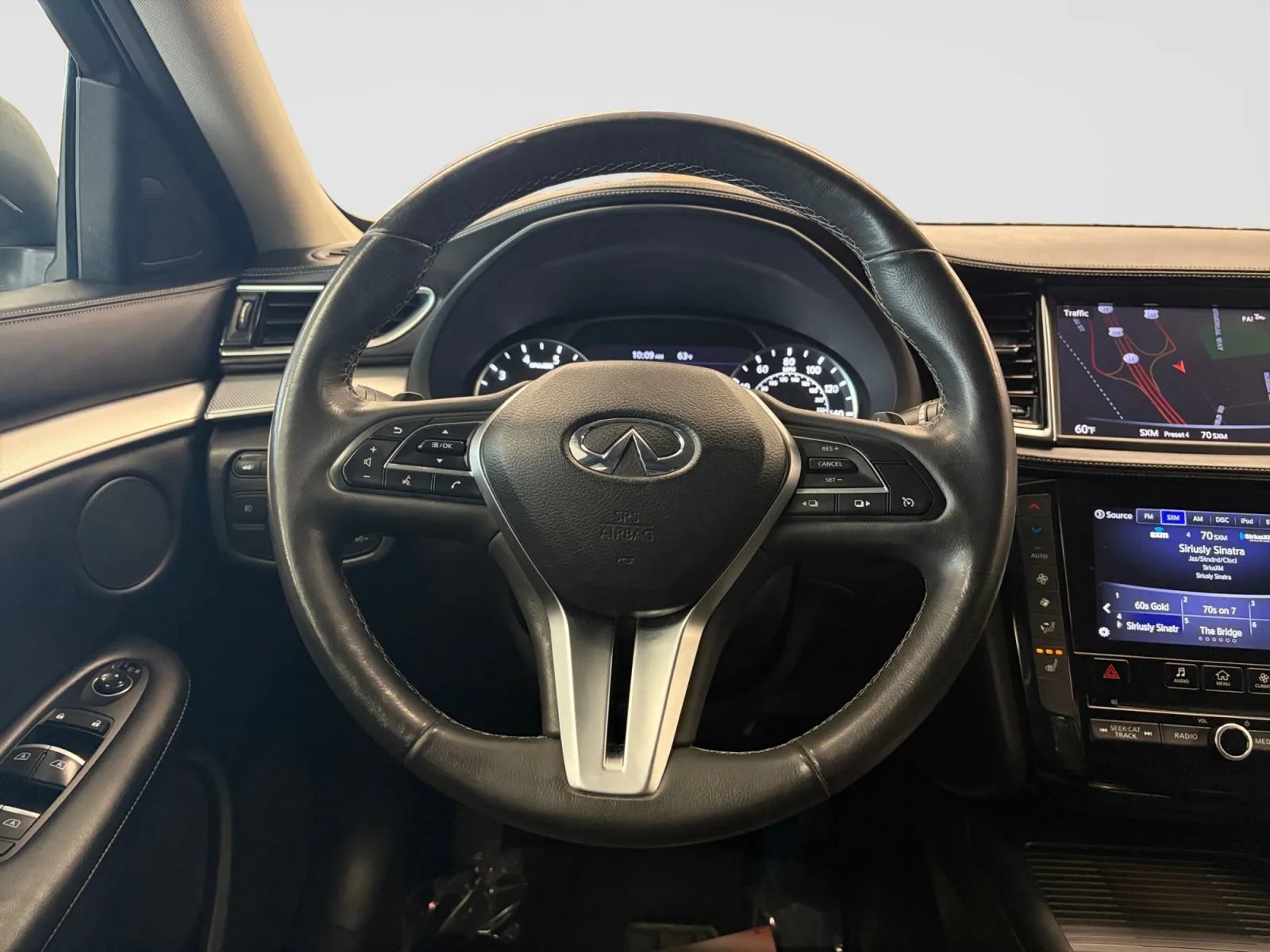 Used 2019 INFINITI QX50 Luxe w/ Navigation Package AWD/4WD image 29