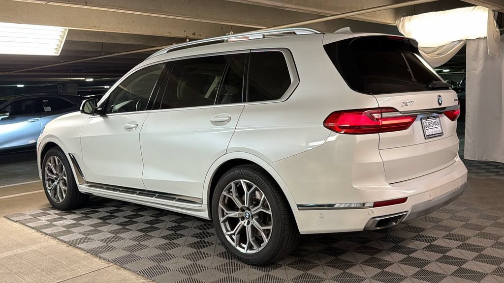 Used 2021 BMW X7 xDrive40i w/ Premium Package AWD/4WD image 7