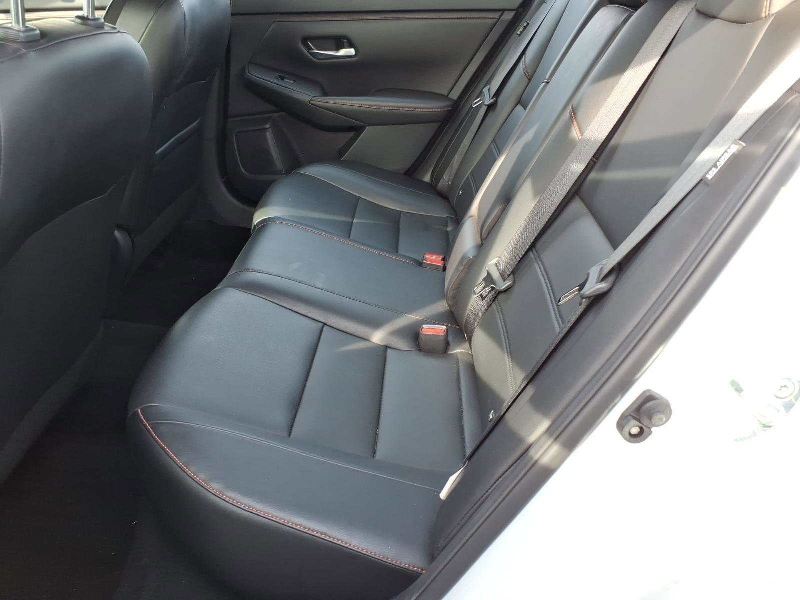Used 2024 Nissan Sentra SR w/ SR Premium Package FWD image 10