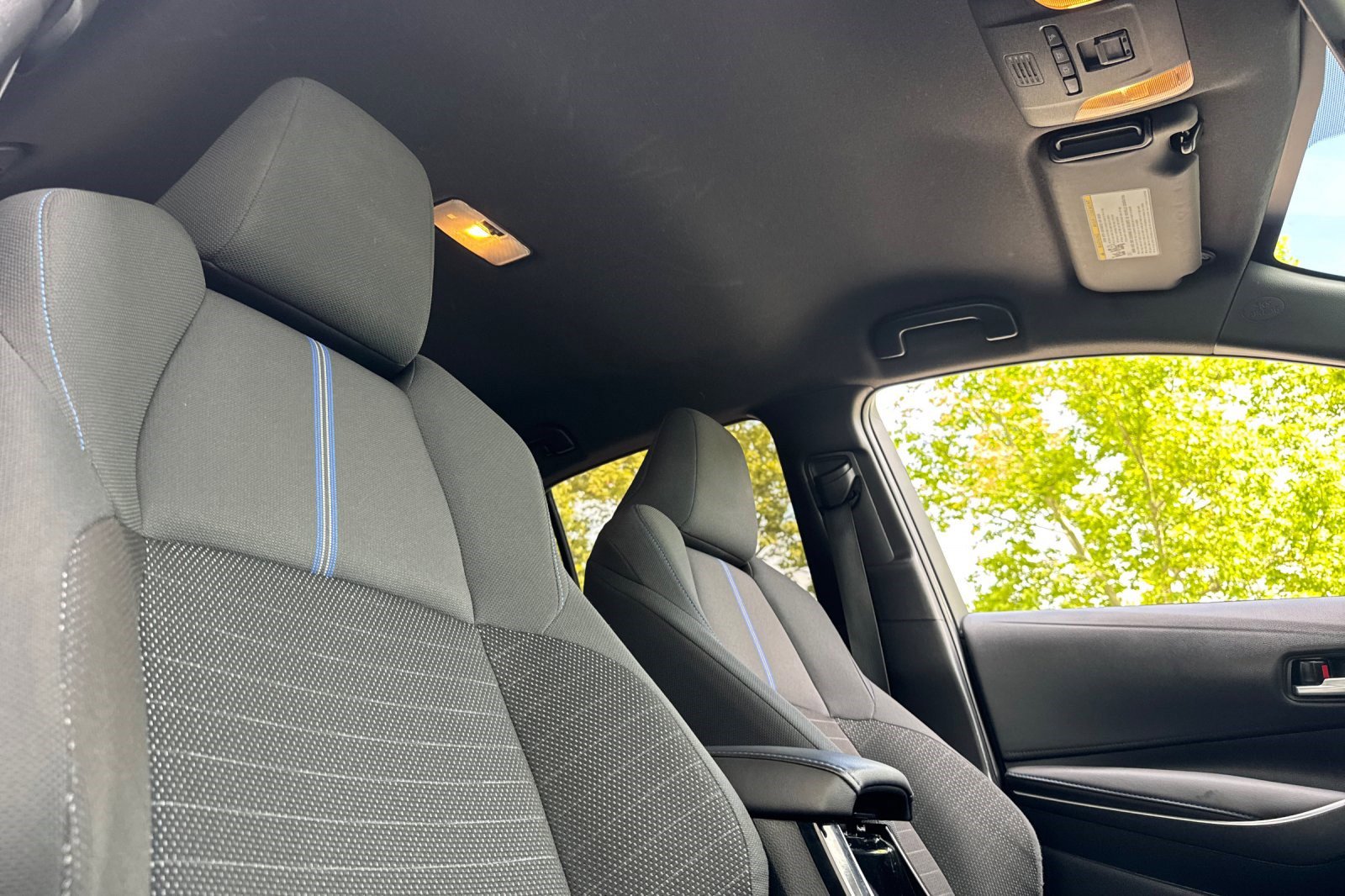 Used 2020 Toyota Corolla SE image 24