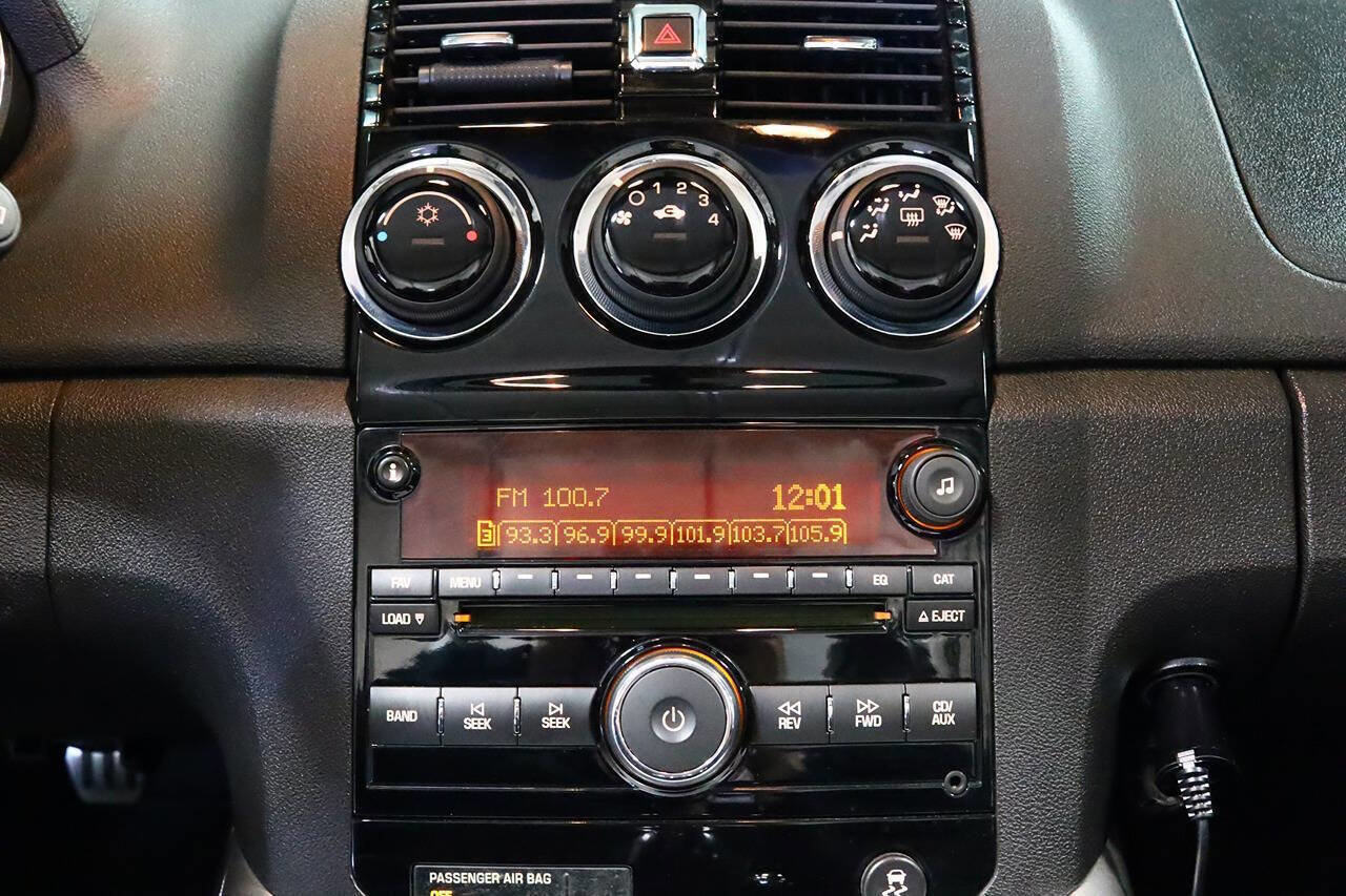 Used 2009 Saturn Sky Red Line image 17