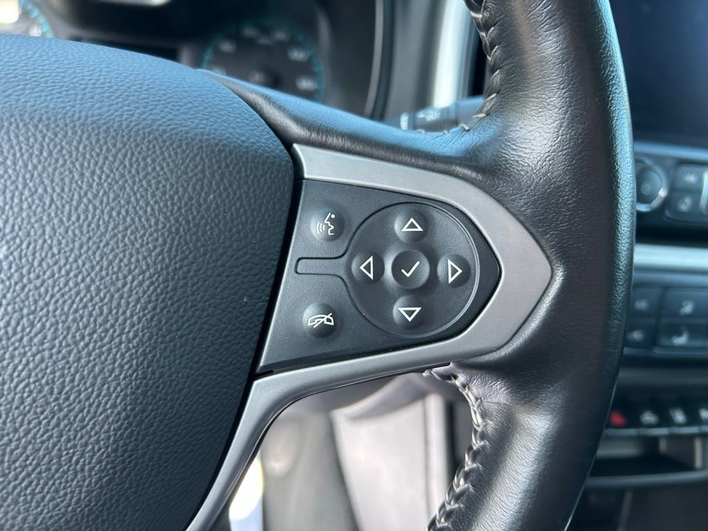 Used 2022 Chevrolet Colorado LT w/ Safety Package image 22