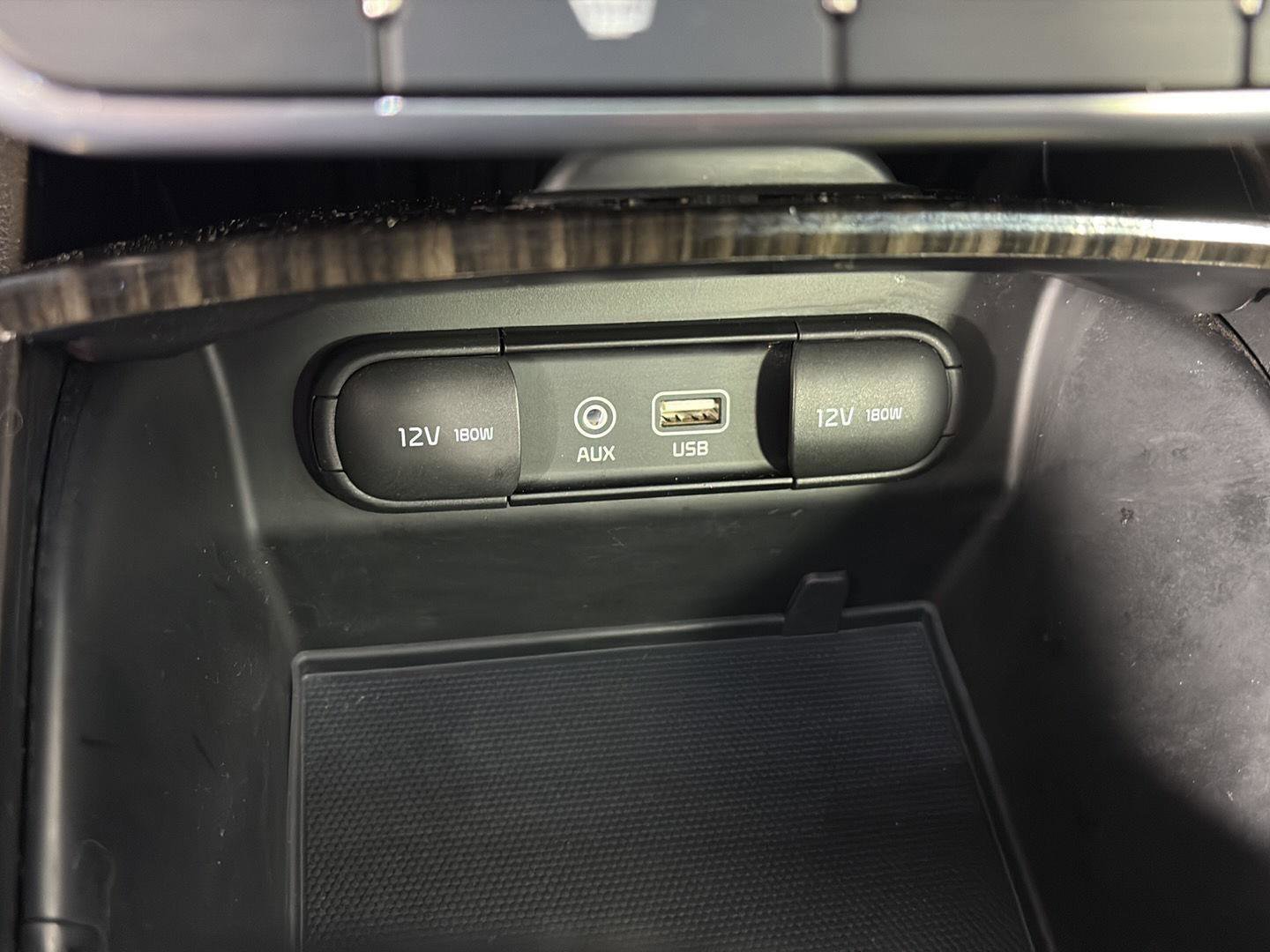 Used 2020 Kia Sorento EX image 32