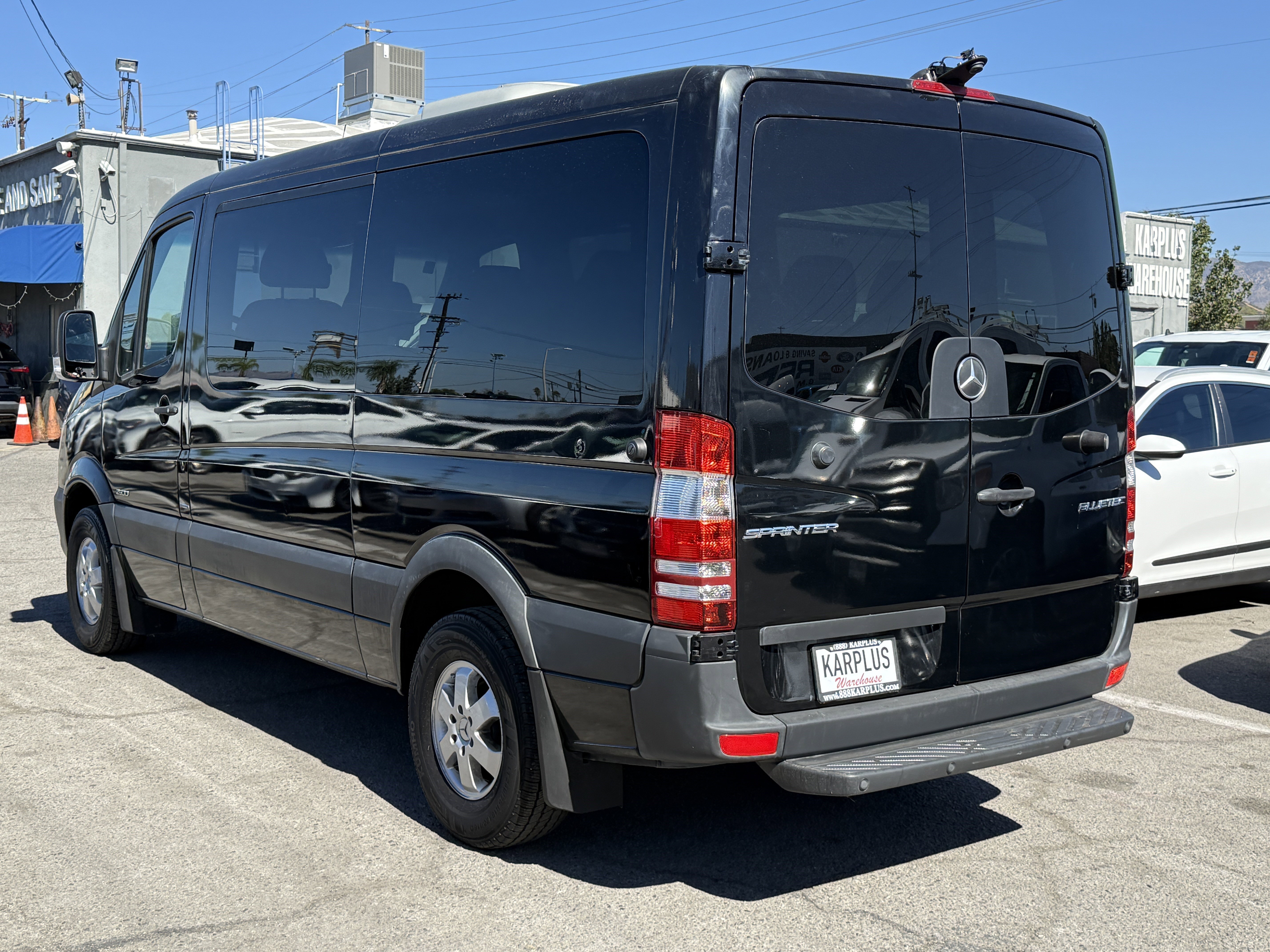 Used 2016 Mercedes-Benz Sprinter 2500 image 9