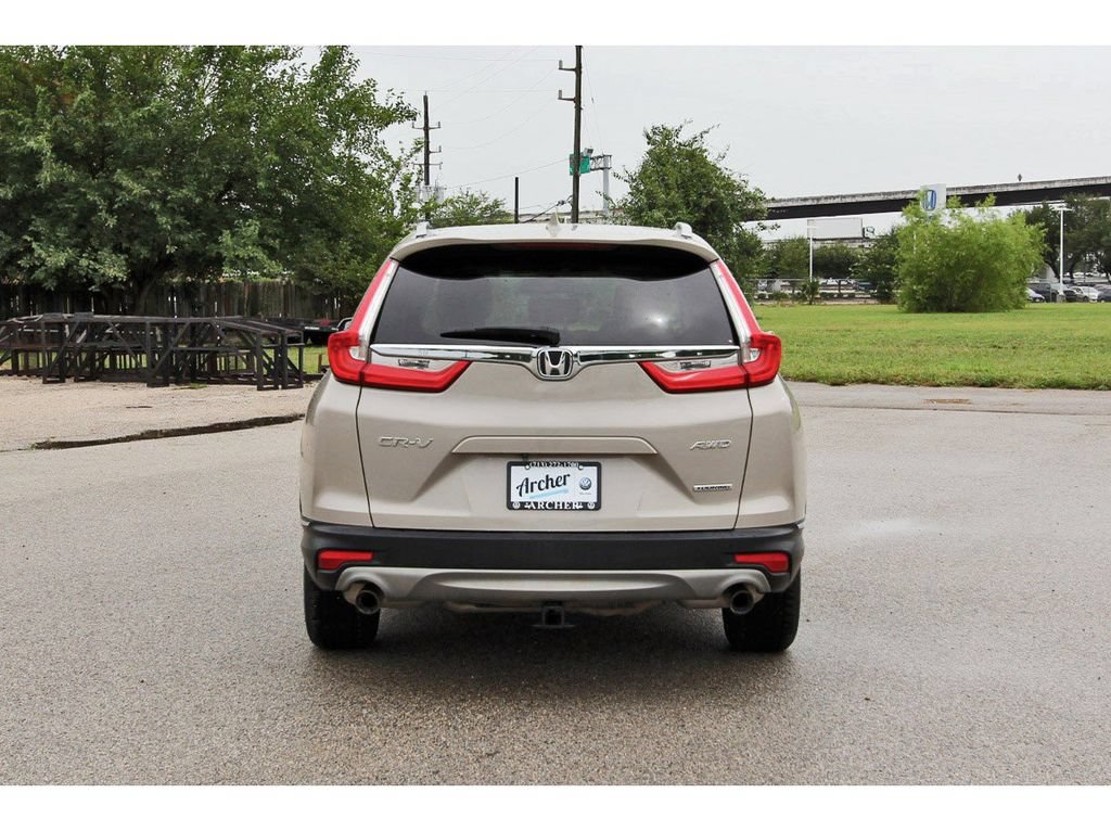 Used 2018 Honda CR-V Touring image 4