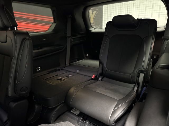 Used 2023 Jeep Grand Cherokee L Altitude AWD/4WD image 14