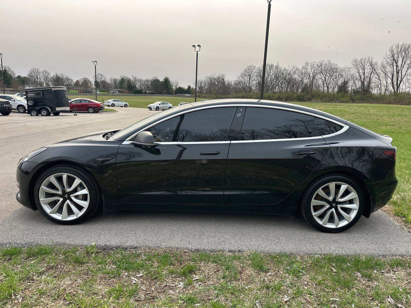 Used 2019 Tesla Model 3 Performance image 9