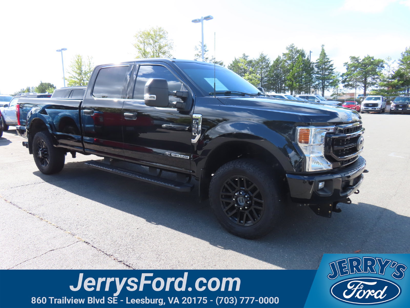 Used 2022 Ford F350 XLT w/ Black Appearance Package AWD/4WD image 1