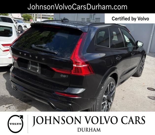 Used 2024 Volvo XC60 B5 Ultimate AWD/4WD image 3
