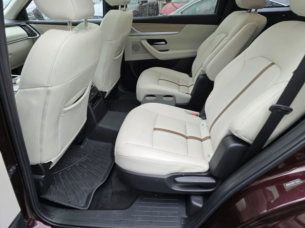 Used 2024 MAZDA CX-90 Plug-In Hybrid w/ Premium Plus image 25