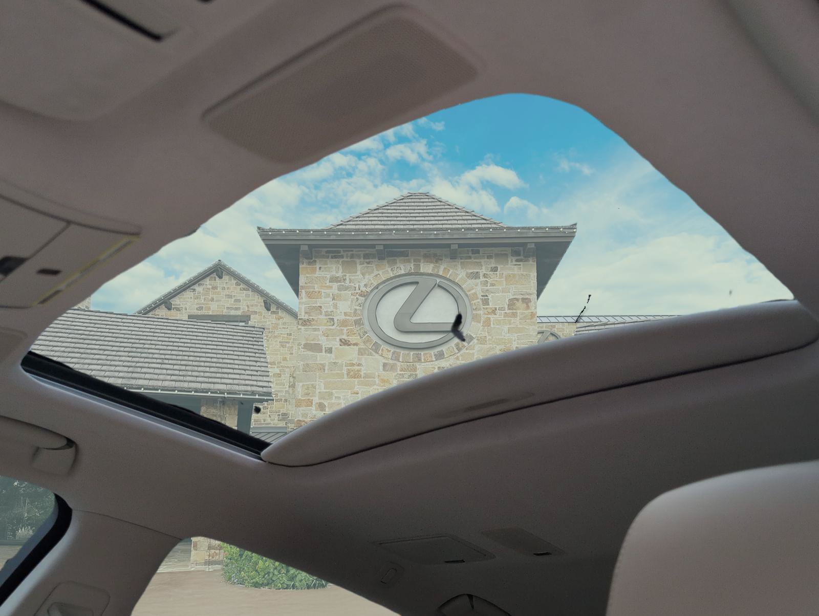 Used 2019 Lexus LS 500h RWD image 22