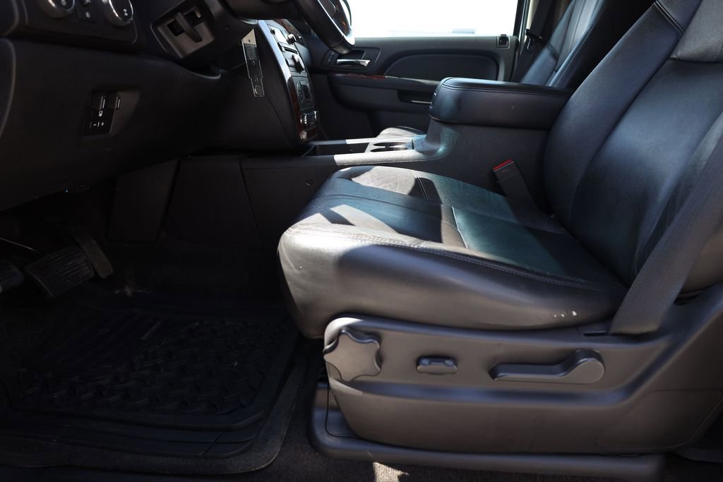Used 2012 Chevrolet Tahoe LT AWD/4WD image 11
