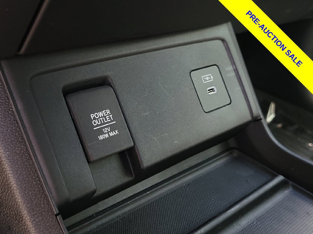 Used 2025 Acura RDX w/ Technology Package AWD/4WD image 31