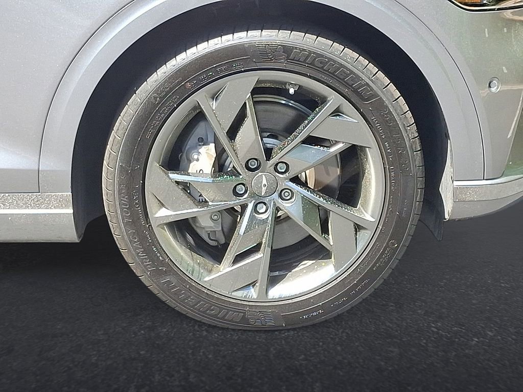 Used 2024 Genesis Electrified GV70 Advanced image 27