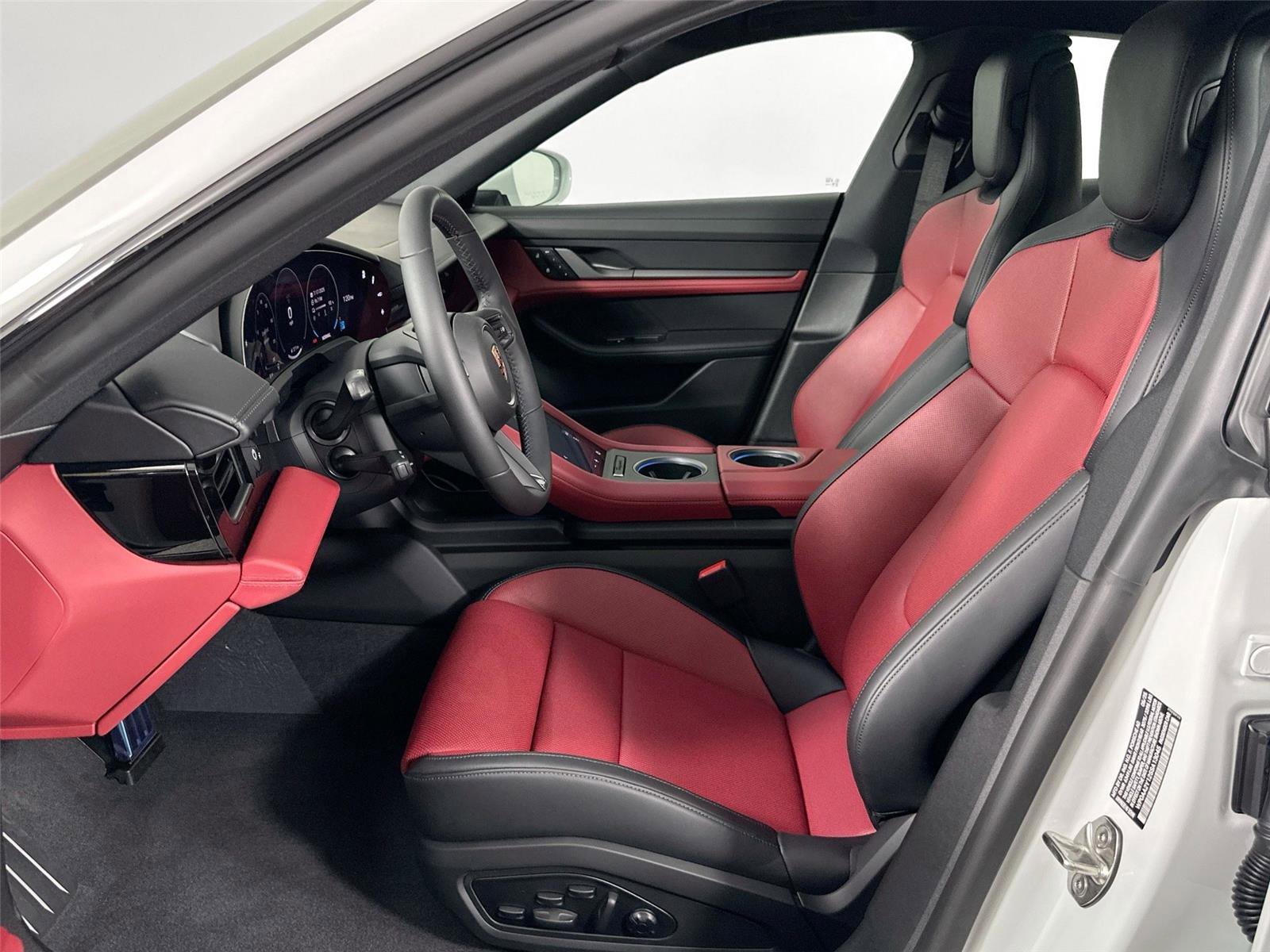 Certified 2025 Porsche Taycan AWD/4WD image 5