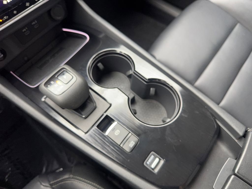 Used 2024 Nissan Rogue SL image 69