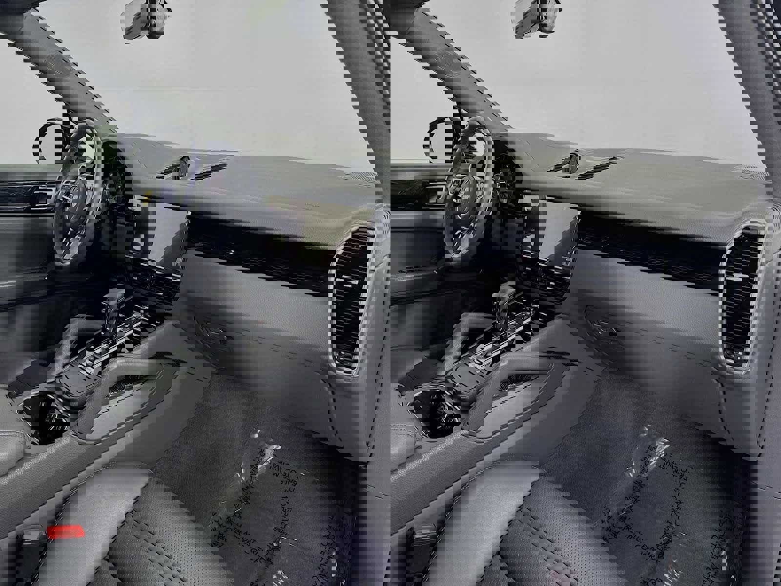 Used 2022 Porsche Cayenne S image 23