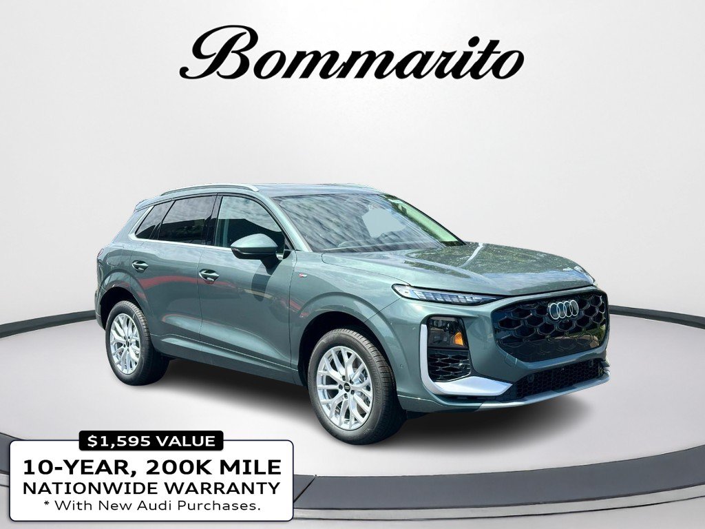 New 2026 Audi Q3 quattro 2.0T AWD/4WD image 1