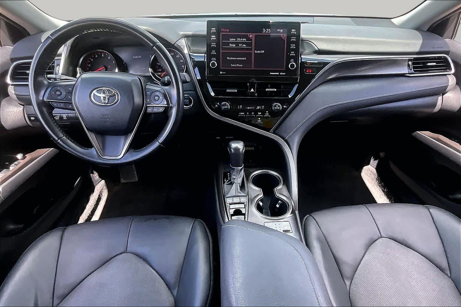 Used 2023 Toyota Camry XSE FWD image 15