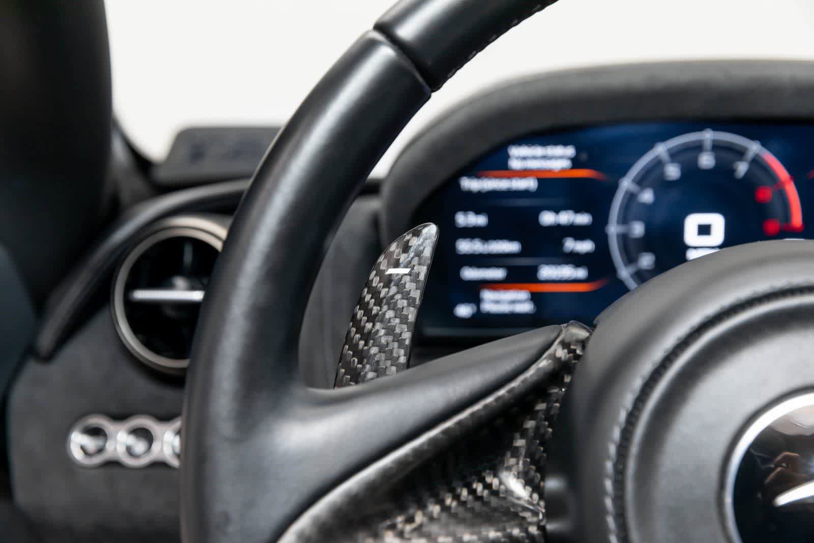 Used 2023 McLaren 720S Spider RWD image 28