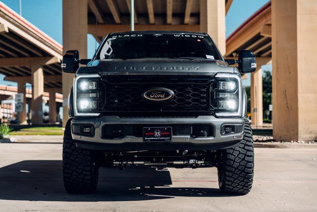 New 2026 Ford F250 Lariat w/ Black Appearance Package AWD/4WD image 2