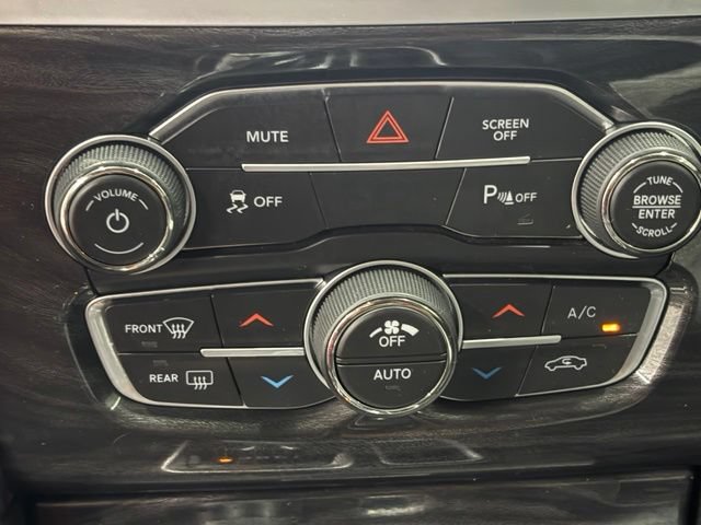 Used 2022 Chrysler 300 Touring L RWD image 34