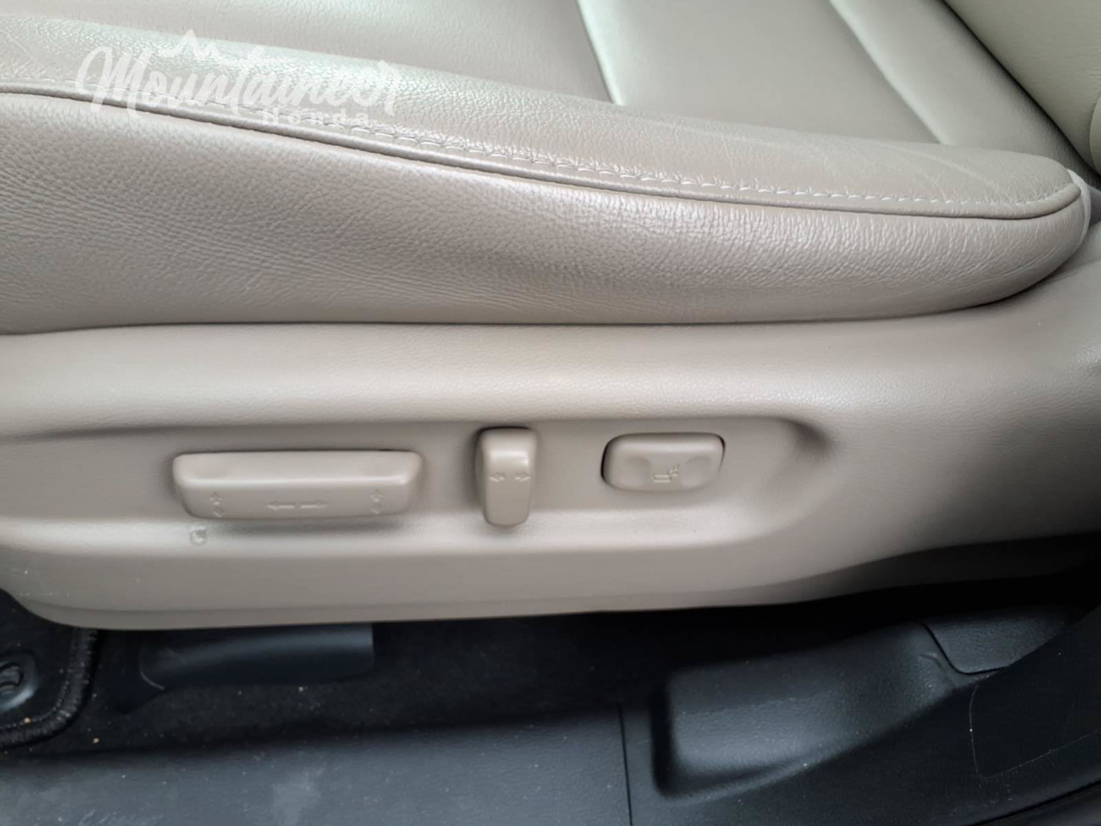 Used 2022 Honda Pilot Special Edition image 32