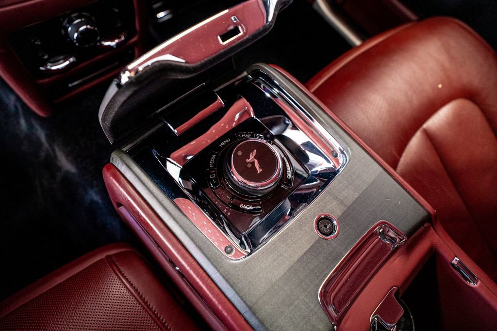 Used 2021 Rolls-Royce Ghost AWD/4WD image 60