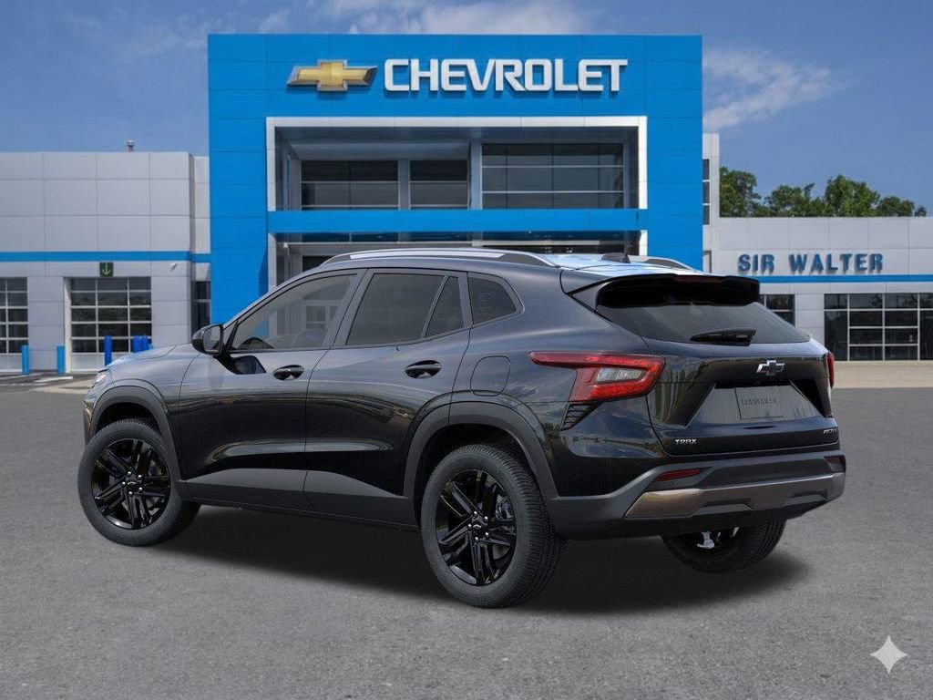 New 2026 Chevrolet Trax ACTIV w/ Sunroof Package FWD image 4