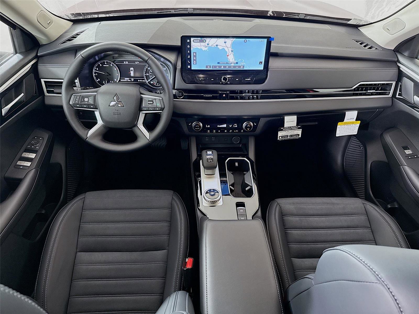 New 2026 Mitsubishi Outlander SE image 3