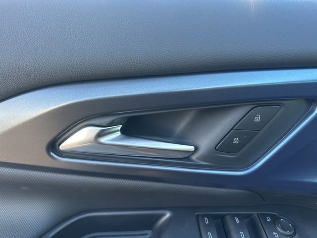 New 2026 Chevrolet Equinox EV LT image 12