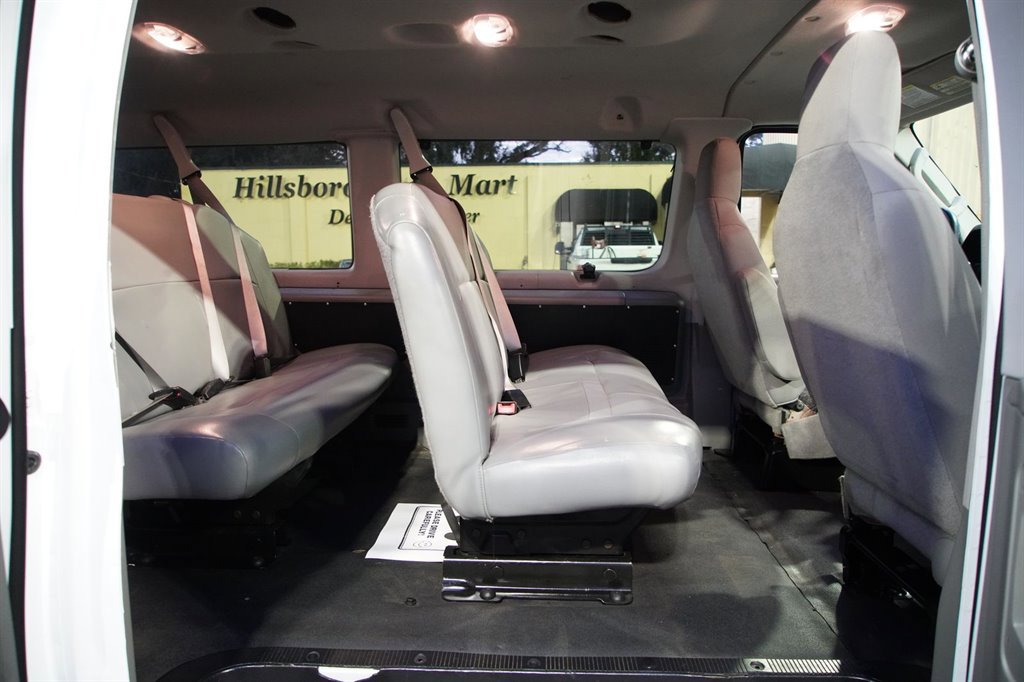 Used 2014 Ford E-350 and Econoline 350 XL w/ Interior Upgrade Package RWD image 15