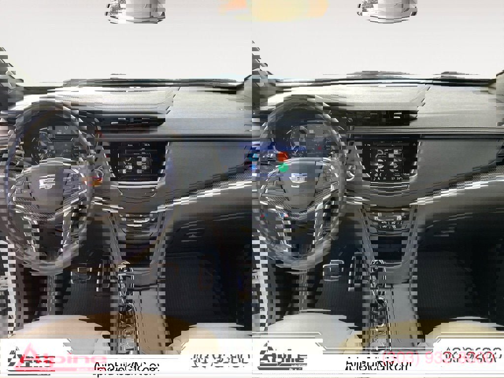 Used 2023 Cadillac XT5 Sportv image 10