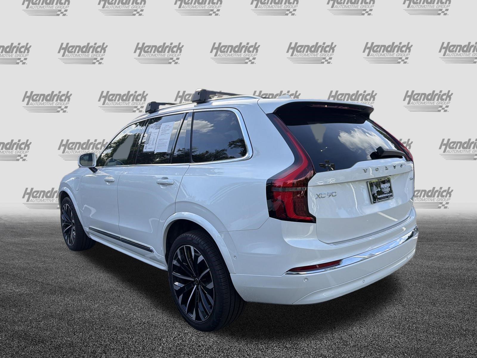 Used 2026 Volvo XC90 T8 Plus w/ Protection Package Premier AWD/4WD image 8