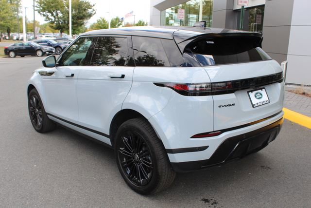 Used 2025 Land Rover Range Rover Evoque S image 11