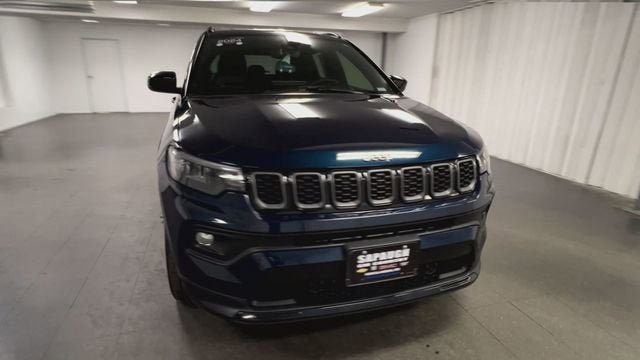 Used 2024 Jeep Compass Latitude w/ Altitude Special Edition image 3