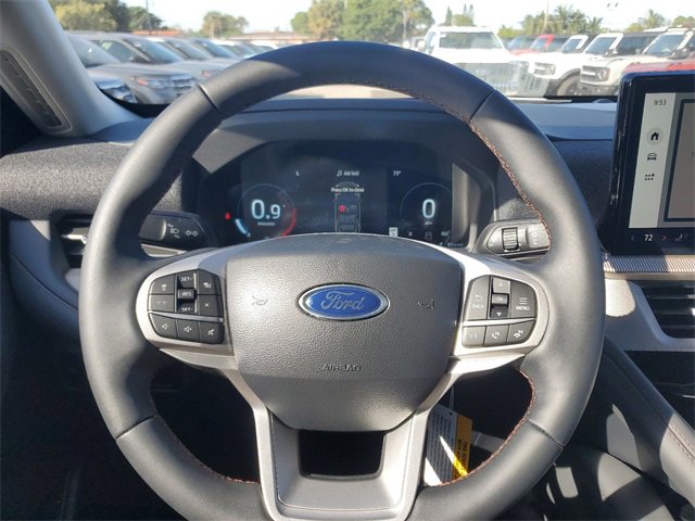 New 2025 Ford Explorer Active w/ Active Comfort Package image 12