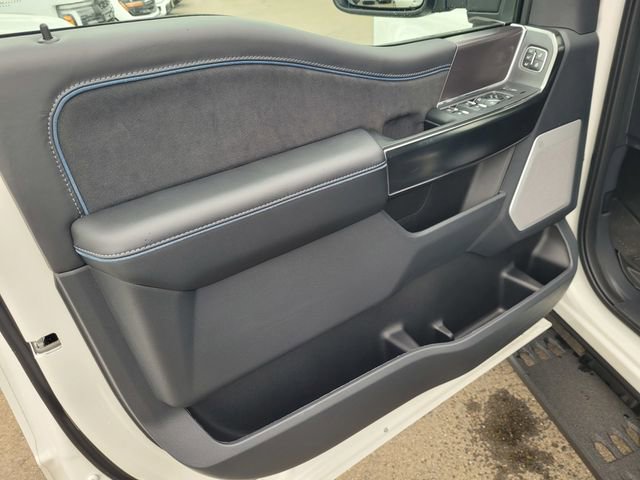 New 2026 Ford F350 Platinum w/ Tremor Off-Road Package image 8