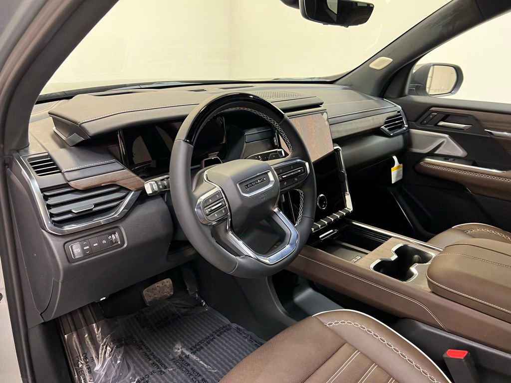 New 2026 GMC Acadia Denali Ultimate image 15