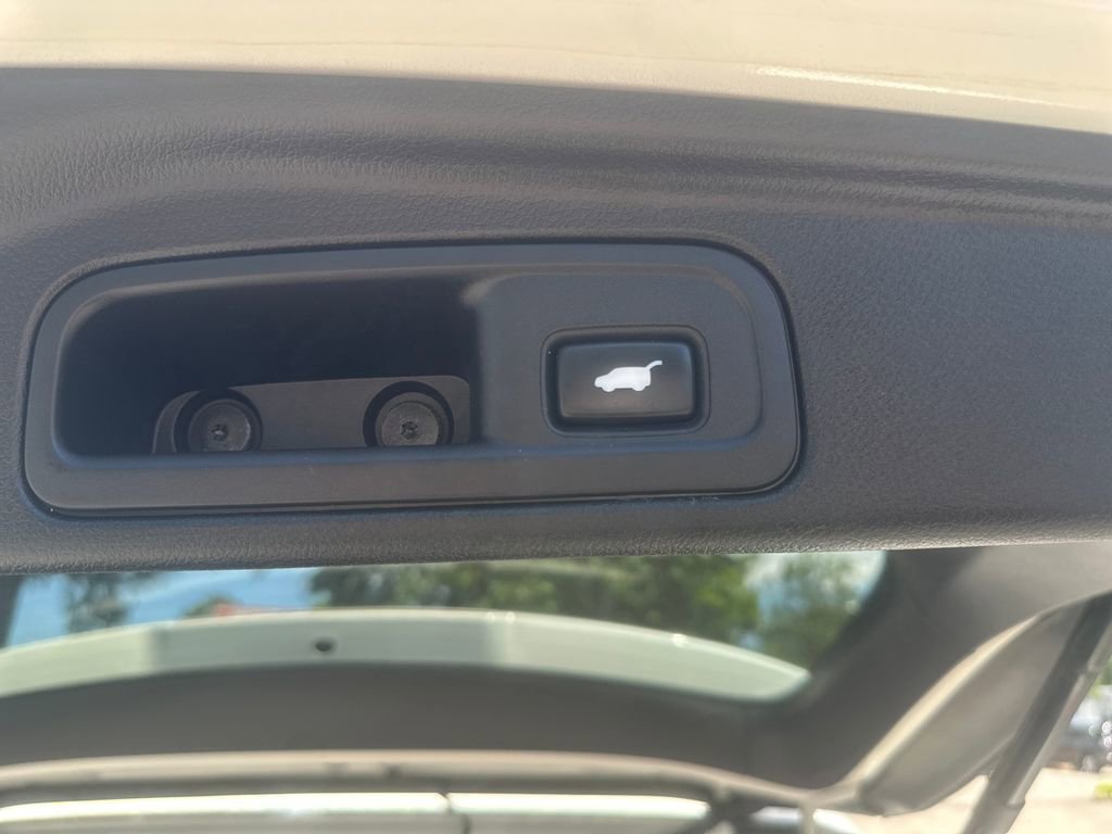 Used 2017 Honda Pilot EX-L image 24