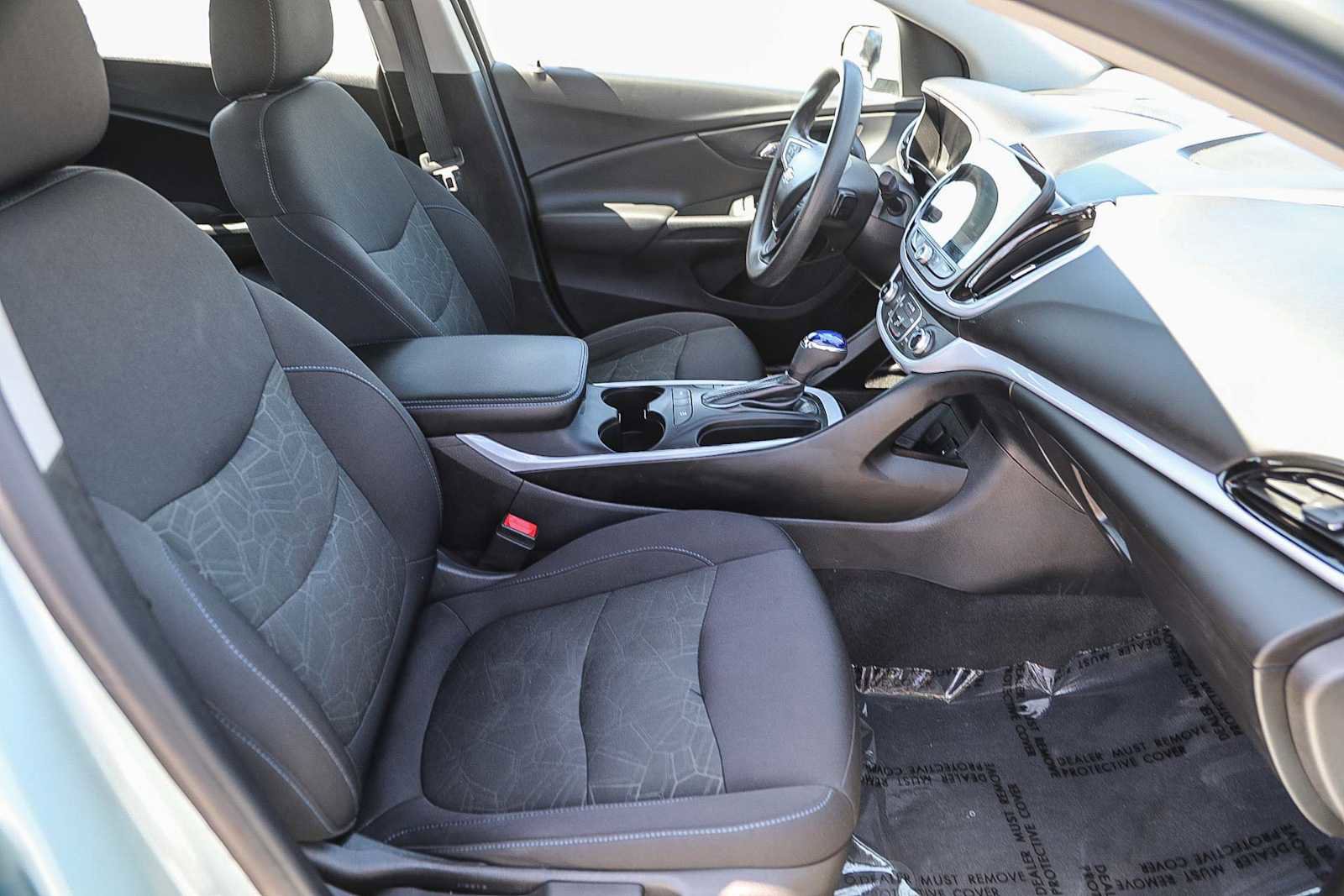 Used 2018 Chevrolet Volt LT FWD image 16