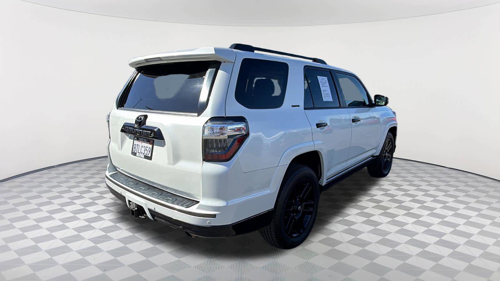 Used 2021 Toyota 4Runner Nightshade AWD/4WD image 5