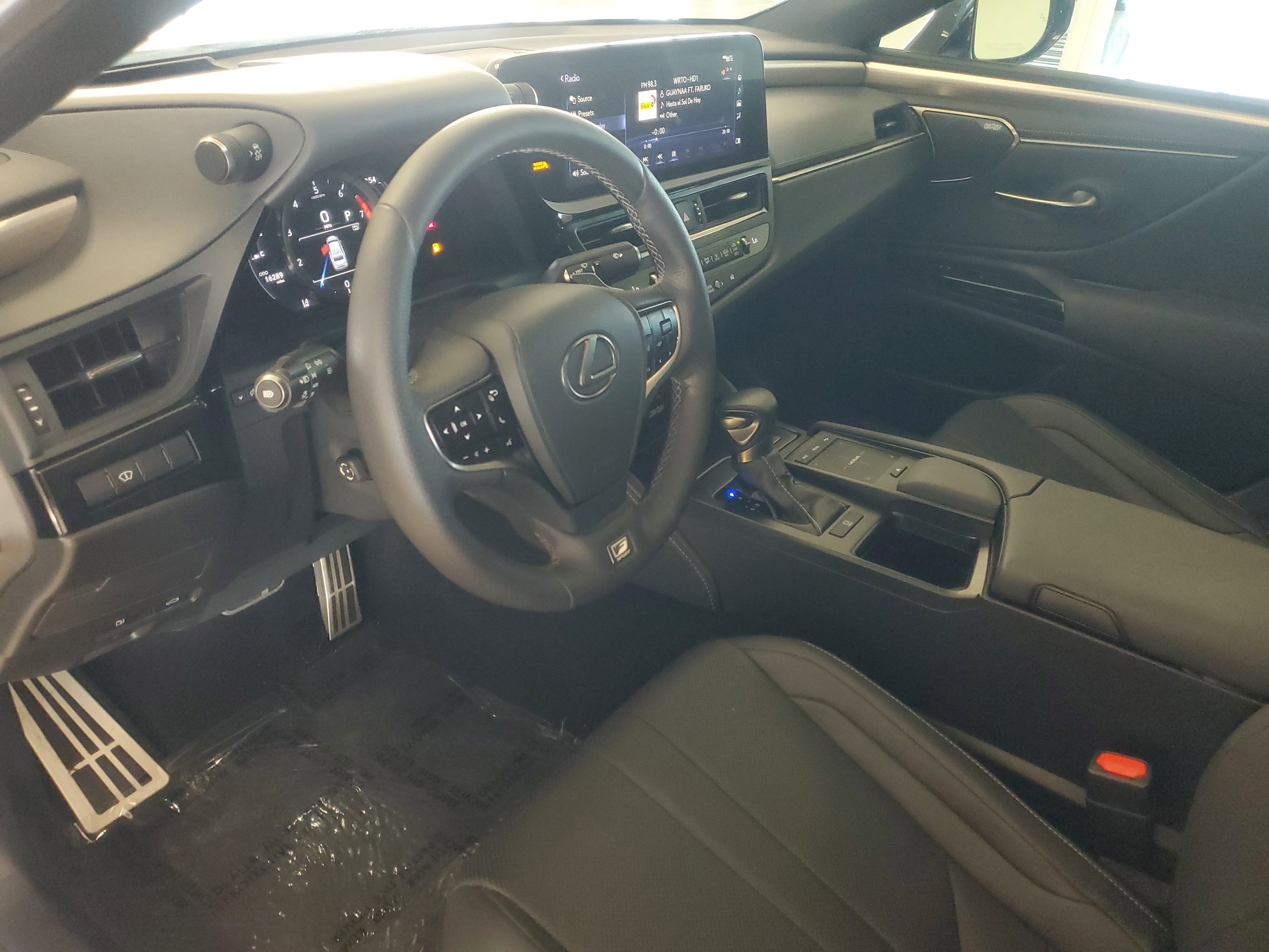 Used 2022 Lexus ES 350 F Sport w/ Accessory Package 2 image 21