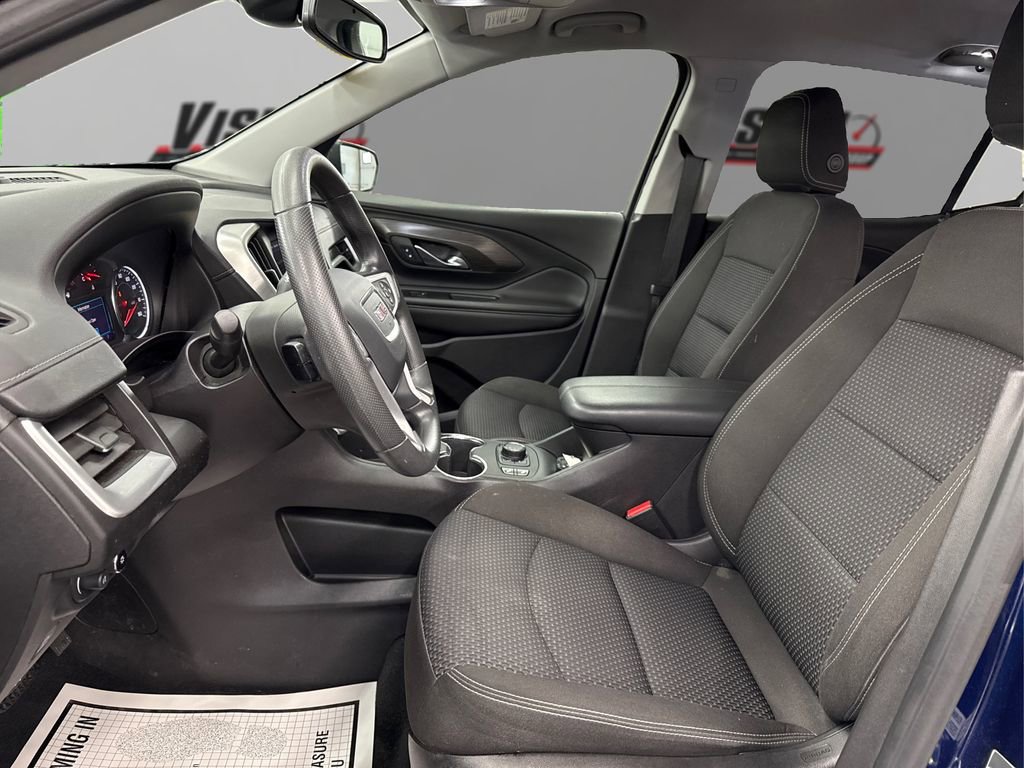 Used 2022 GMC Terrain SLE w/ Driver Convenience Package image 9