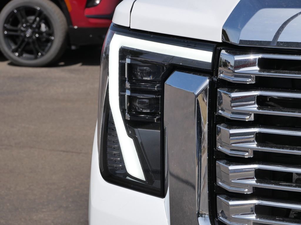 New 2026 GMC Sierra 3500 Denali w/ Denali Reserve Package image 4