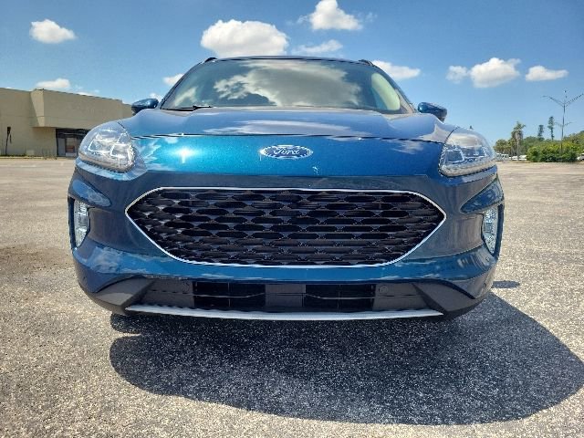 Used 2020 Ford Escape Titanium FWD image 3