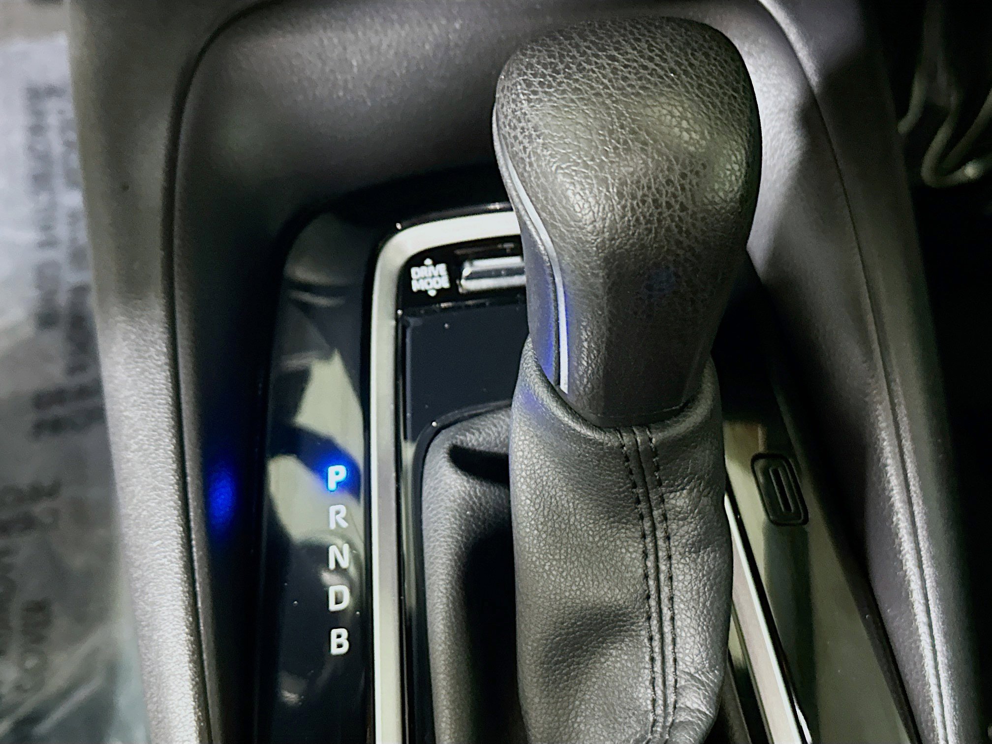 Used 2025 Toyota Corolla SE image 21